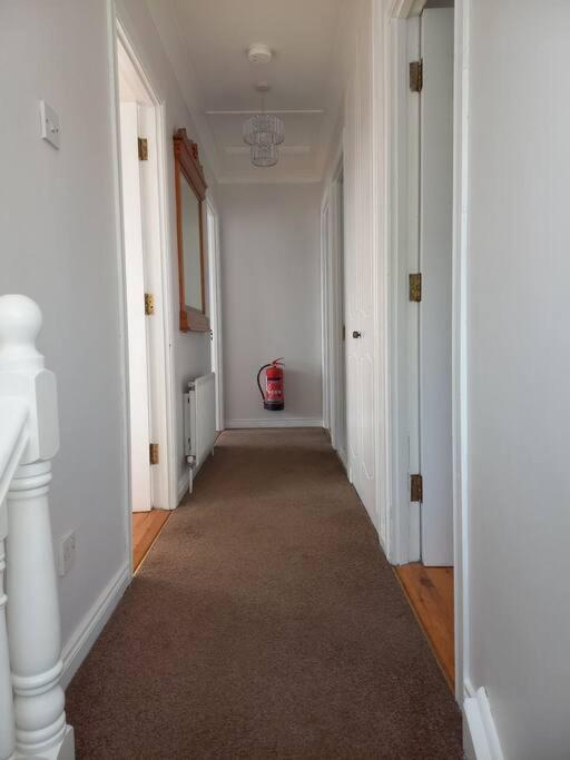 Large 4Bed Available Long-Term In Letterkenny Villa Eksteriør billede