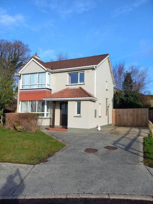Large 4Bed Available Long-Term In Letterkenny Villa Eksteriør billede