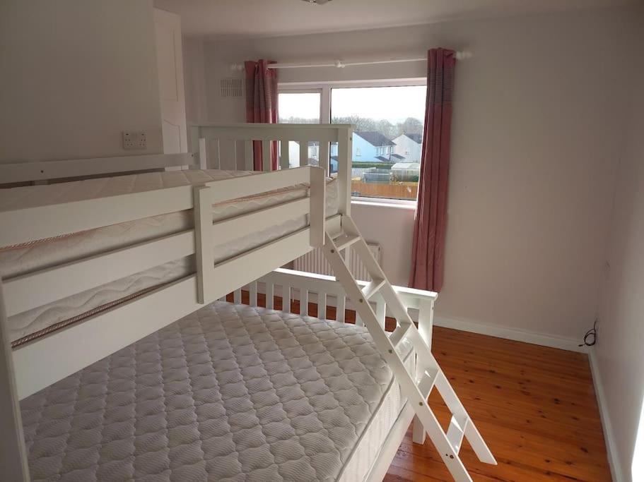 Large 4Bed Available Long-Term In Letterkenny Villa Eksteriør billede