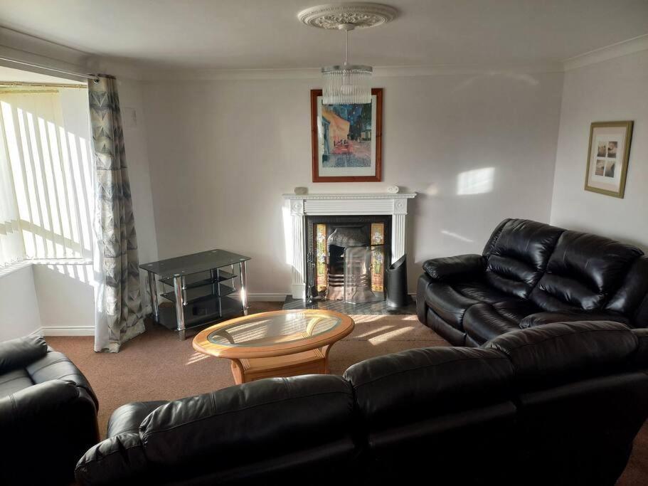 Large 4Bed Available Long-Term In Letterkenny Villa Eksteriør billede
