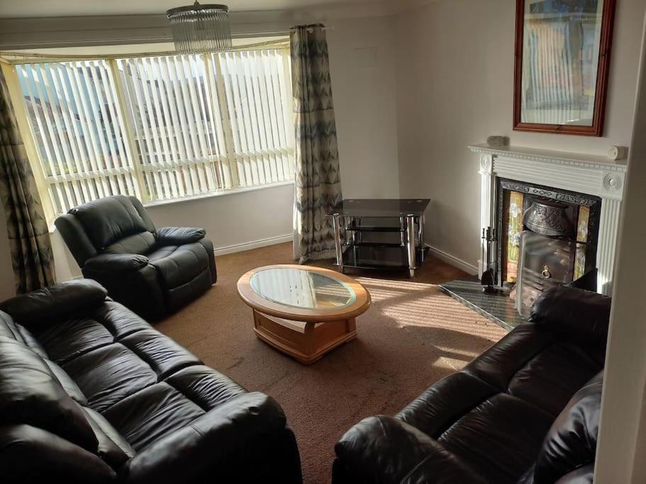 Large 4Bed Available Long-Term In Letterkenny Villa Eksteriør billede